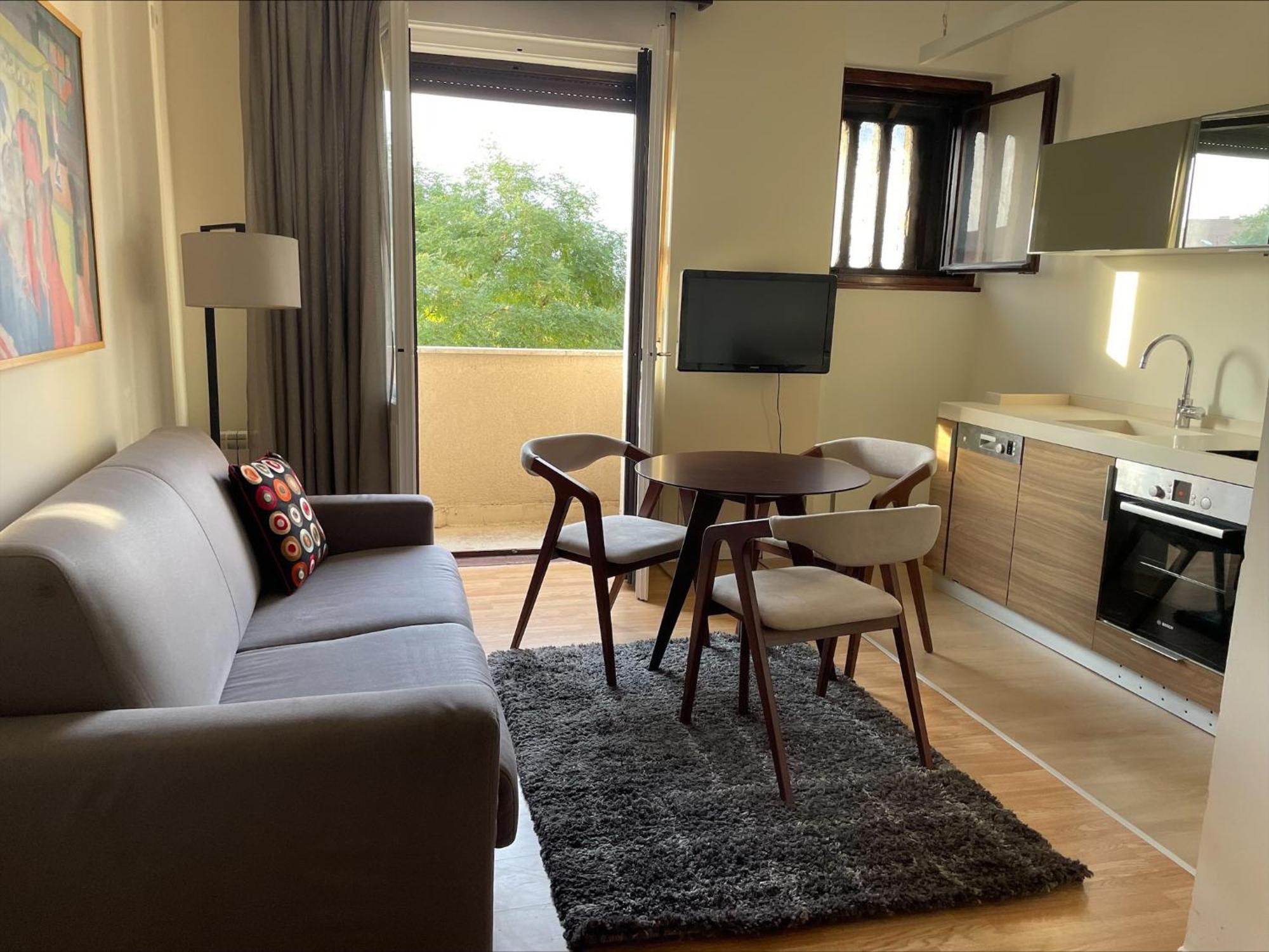 Two Bedroom Apartment Student Square 贝尔格莱德 外观 照片